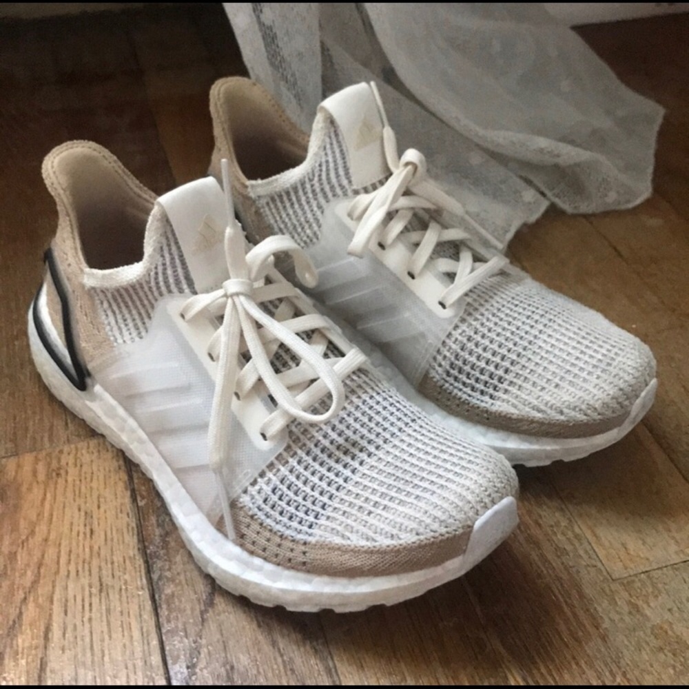 ALMOST BRAND NEW ADIDAS FROM THIS SEASON